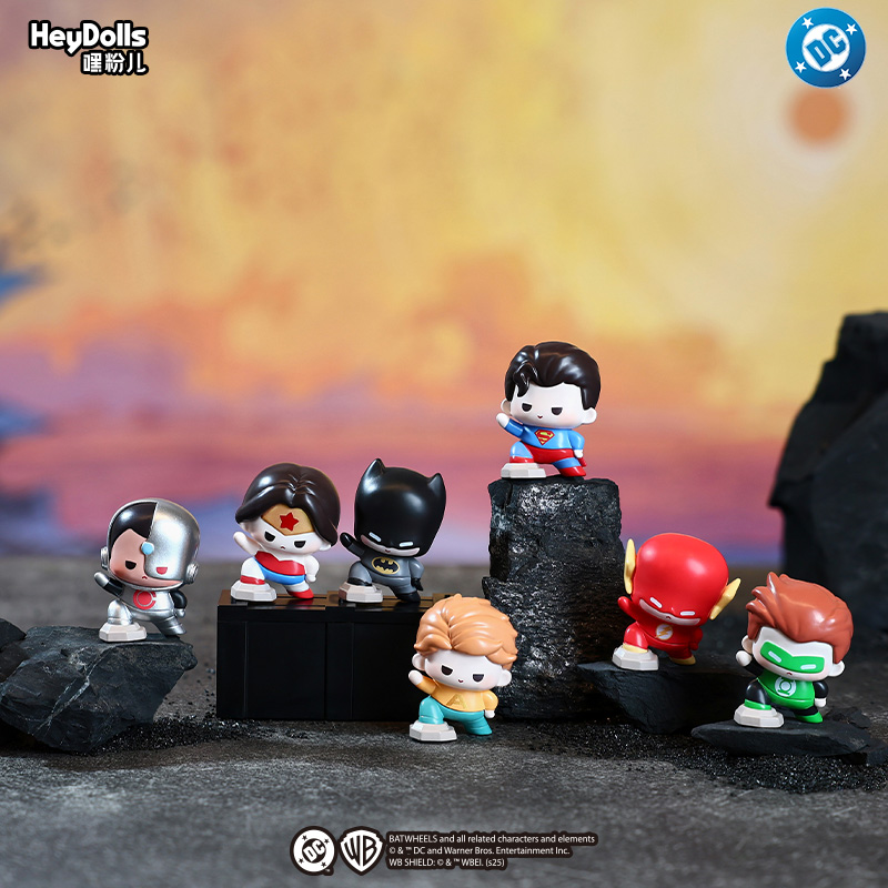 DC Guardians of Justice Mini Blind Bag