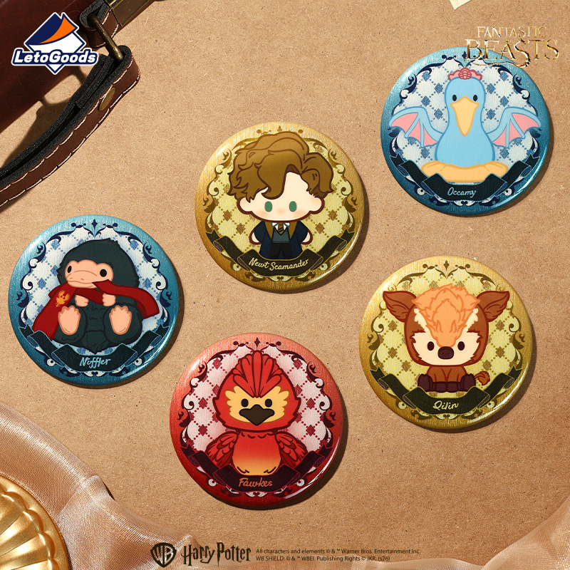 Fantastic Beasts Magic Suitcase Series Character Badge Blind Bag